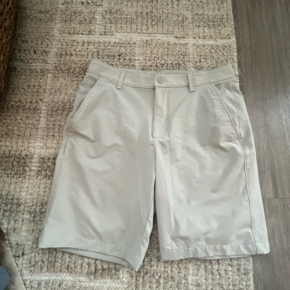 Under Armour Short